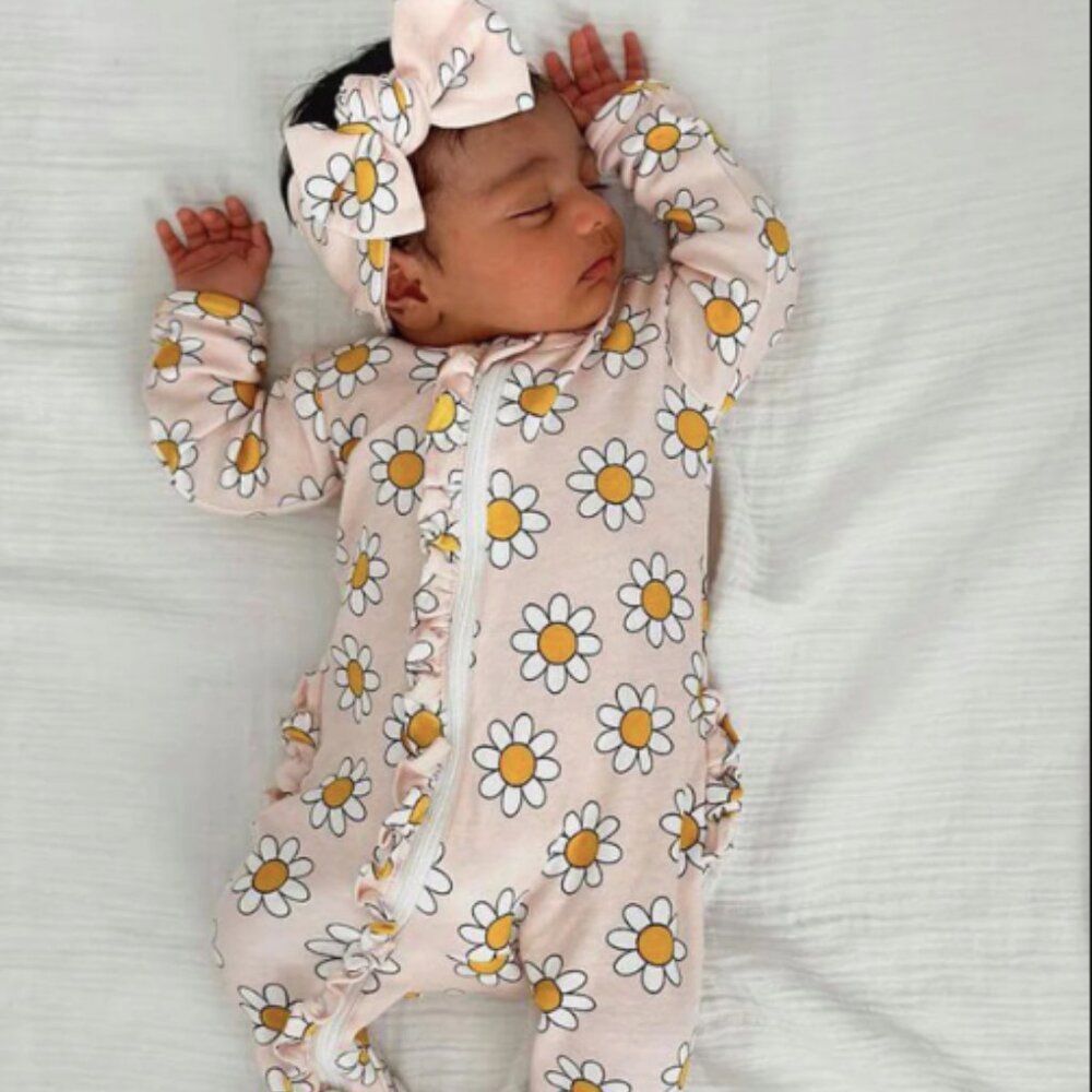 $18 ADD ON Spearmintlove retro footie 0-3M Sixx Angel Dear kyte baby kate‎ quinn